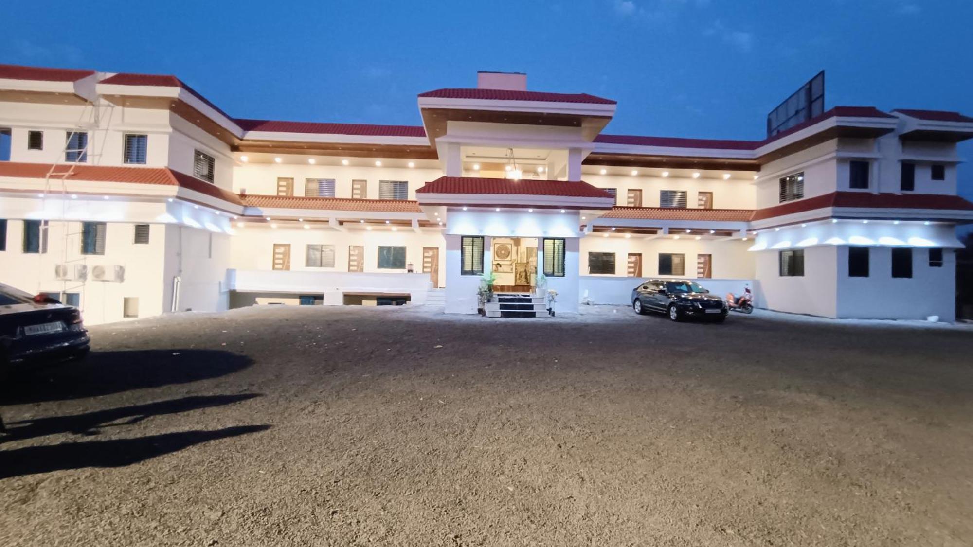 Ellora Abhayanand Agro Tourism 빌라 외부 사진